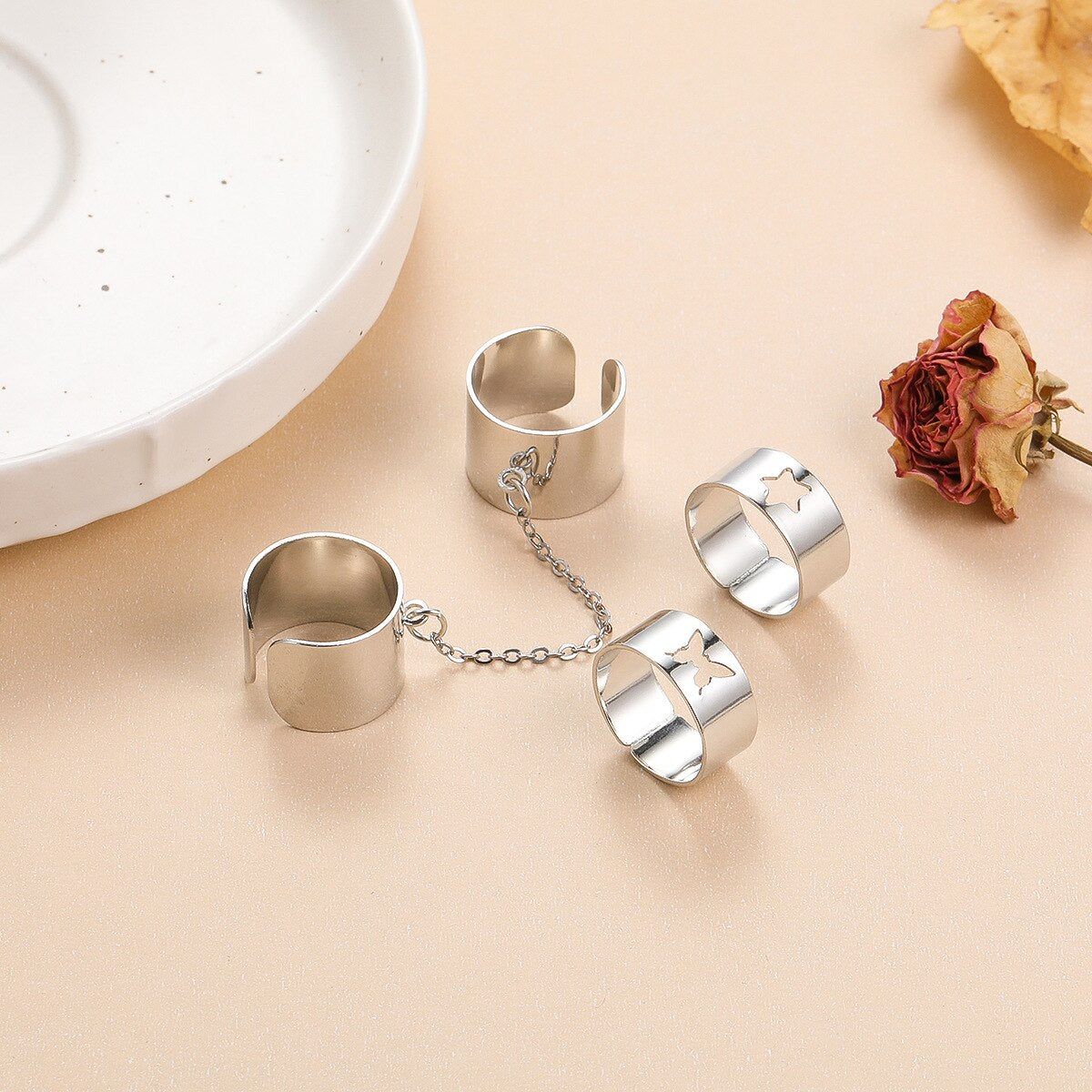 Vintage 14 Pcs Chain Butterfly Rings Set for Women Metal Paint Coating Creative In Style Love Heart Ring Fashion Flower Jewelry
