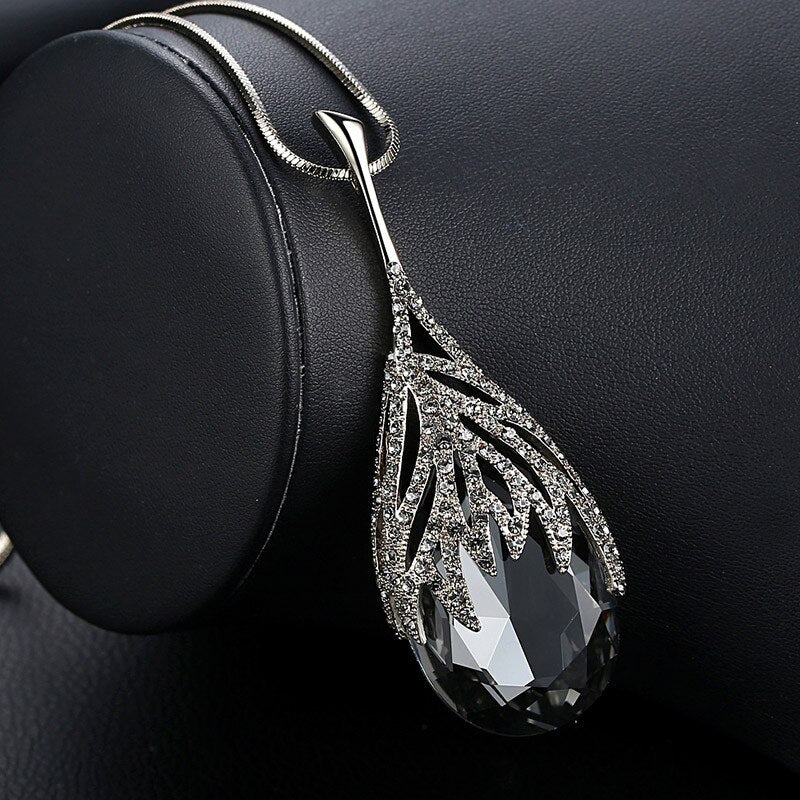 New Arrival Long Necklaces for Women 2022 Fashion Gray Crystal Choker Collier Femme Statement Necklaces & Pendants Accessories