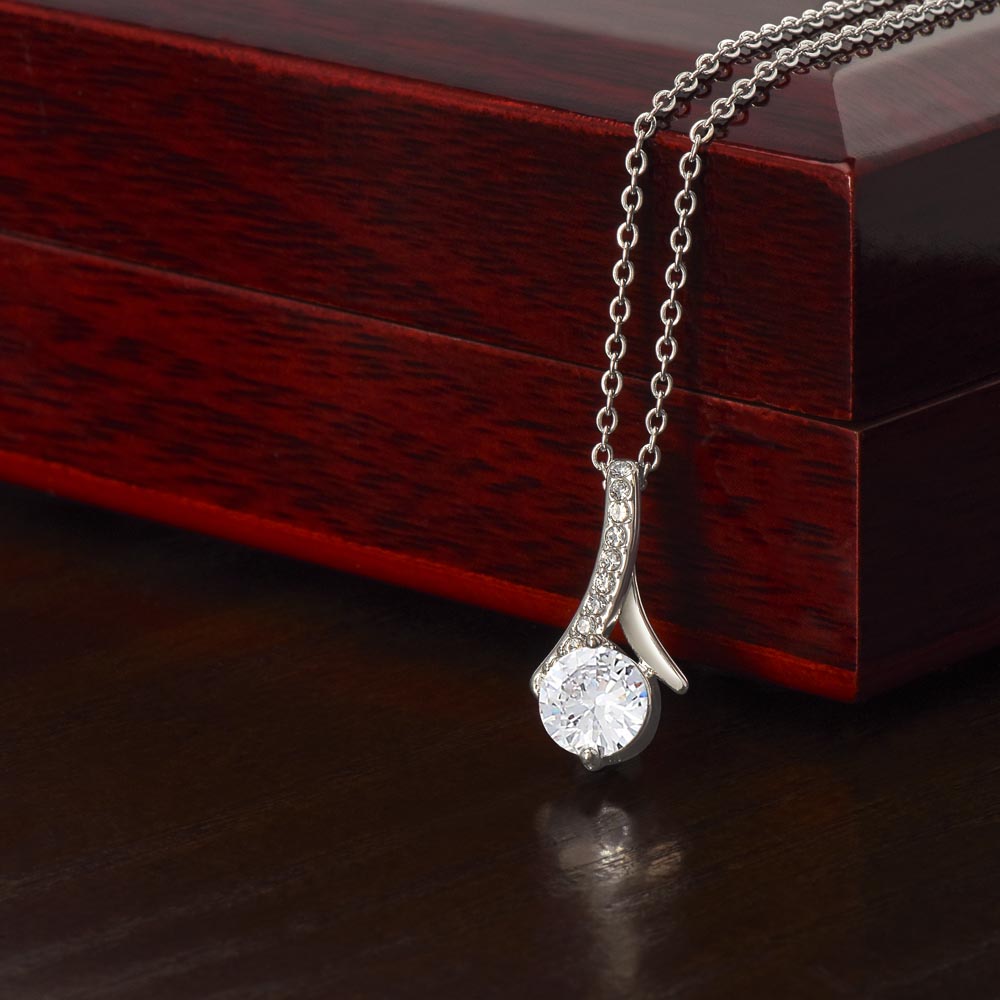 Alluring Beauty Necklace for Mom