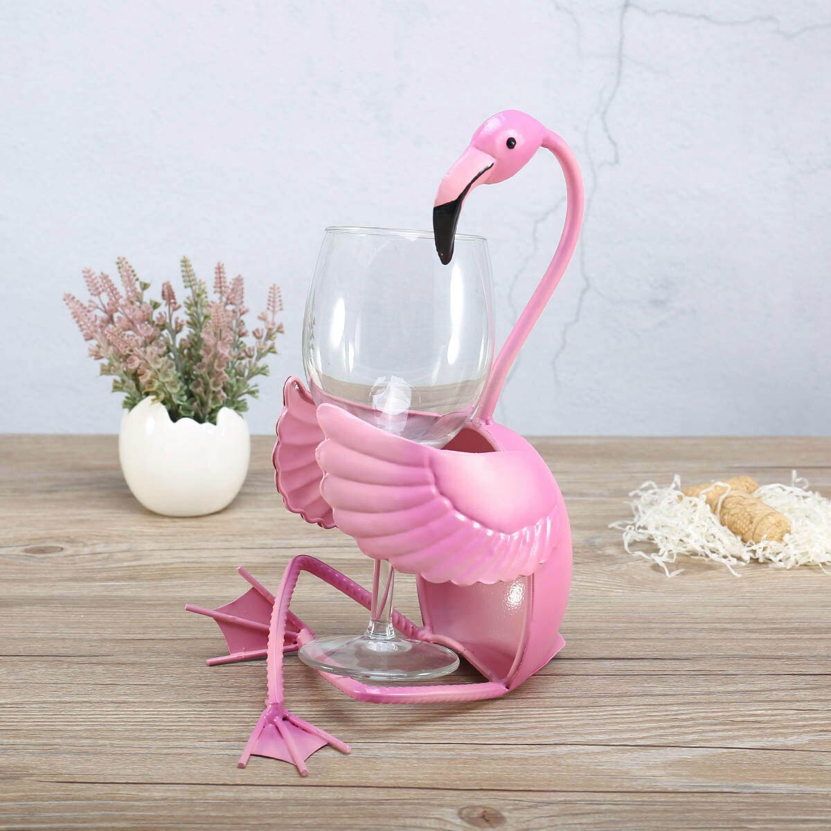 TOOARTS Flamingo wine holder Wine shelf Metal sculpture Practical sculpture Home decoration Interior decoration Crafts